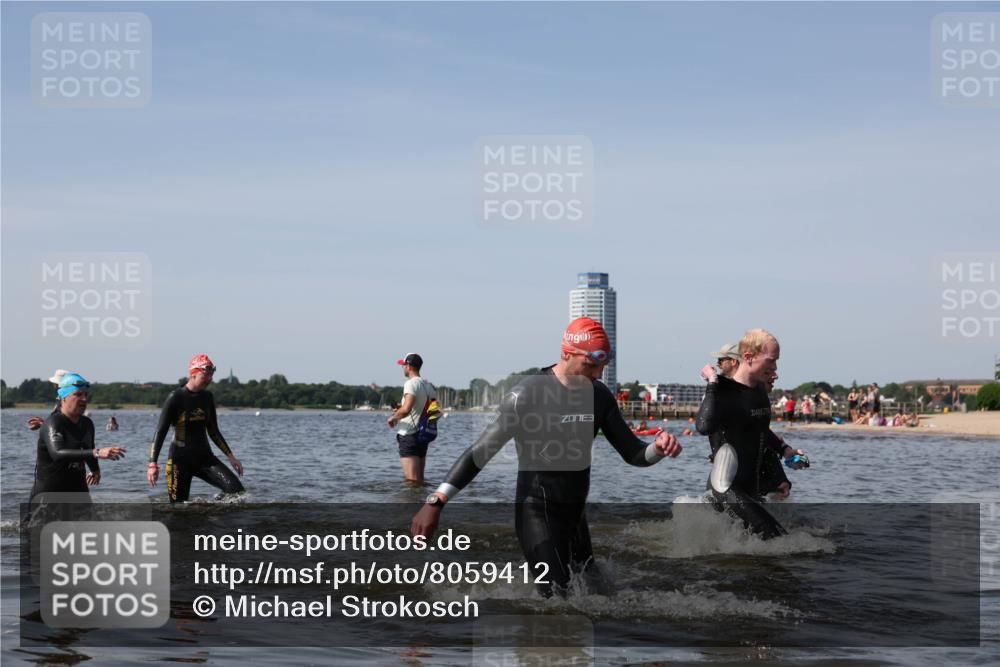 22.06.2025 - Viking Triathlon Michael Strokosch http://msf.ph/oto/8059412 22.06.2025 10:41:41 Schwimmen 58, 142, 194, 220, 221, 505, 625, 629 meine-sportfotos.de