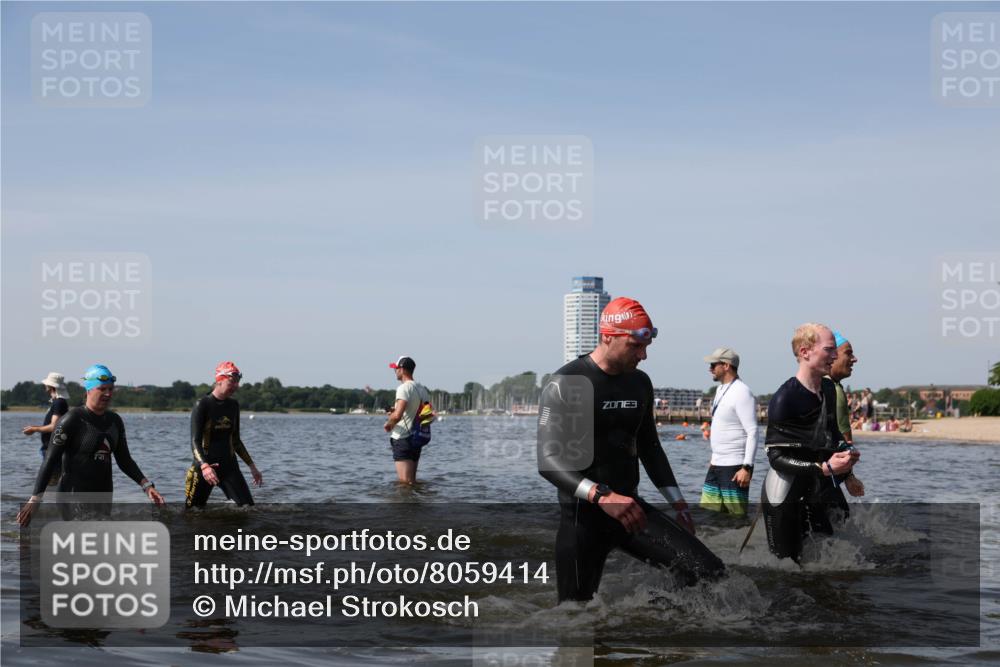 22.06.2025 - Viking Triathlon Michael Strokosch http://msf.ph/oto/8059414 22.06.2025 10:41:41 Schwimmen 58, 142, 194, 220, 221, 505, 625, 629 meine-sportfotos.de