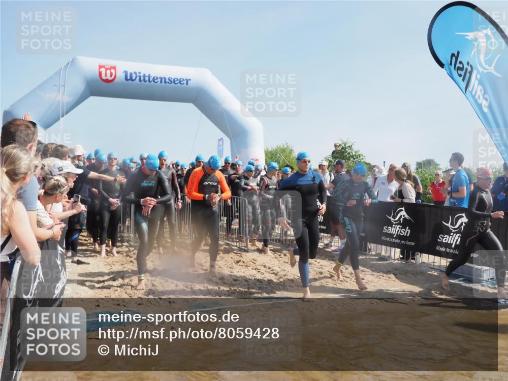 22.06.2025 - Viking Triathlon MichiJ http://msf.ph/oto/8059428 22.06.2025 10:04:31 Schwimmen 146, 209, 238, 239, 327, 335, 375, 419, 447, 457, 482, 506, 514, 629, 662 meine-sportfotos.de