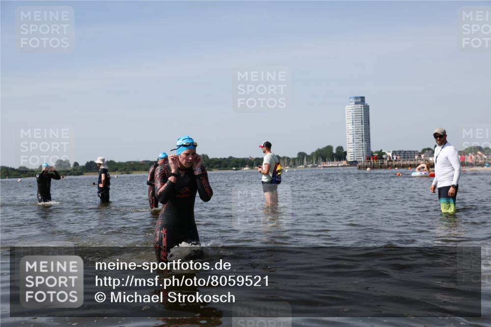 22.06.2025 - Viking Triathlon Michael Strokosch http://msf.ph/oto/8059521 22.06.2025 10:41:53 Schwimmen 58, 142, 159, 199, 221, 625 meine-sportfotos.de