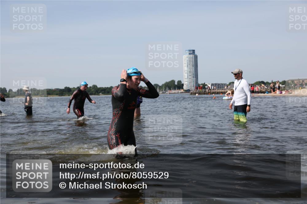 22.06.2025 - Viking Triathlon Michael Strokosch http://msf.ph/oto/8059529 22.06.2025 10:41:53 Schwimmen 58, 142, 159, 199, 221, 625 meine-sportfotos.de