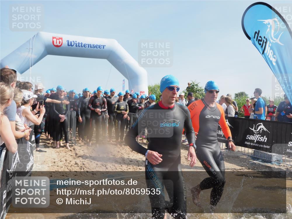 22.06.2025 - Viking Triathlon MichiJ http://msf.ph/oto/8059535 22.06.2025 10:04:32 Schwimmen 146, 209, 238, 239, 327, 335, 375, 419, 447, 457, 482, 506, 514, 629, 662 meine-sportfotos.de