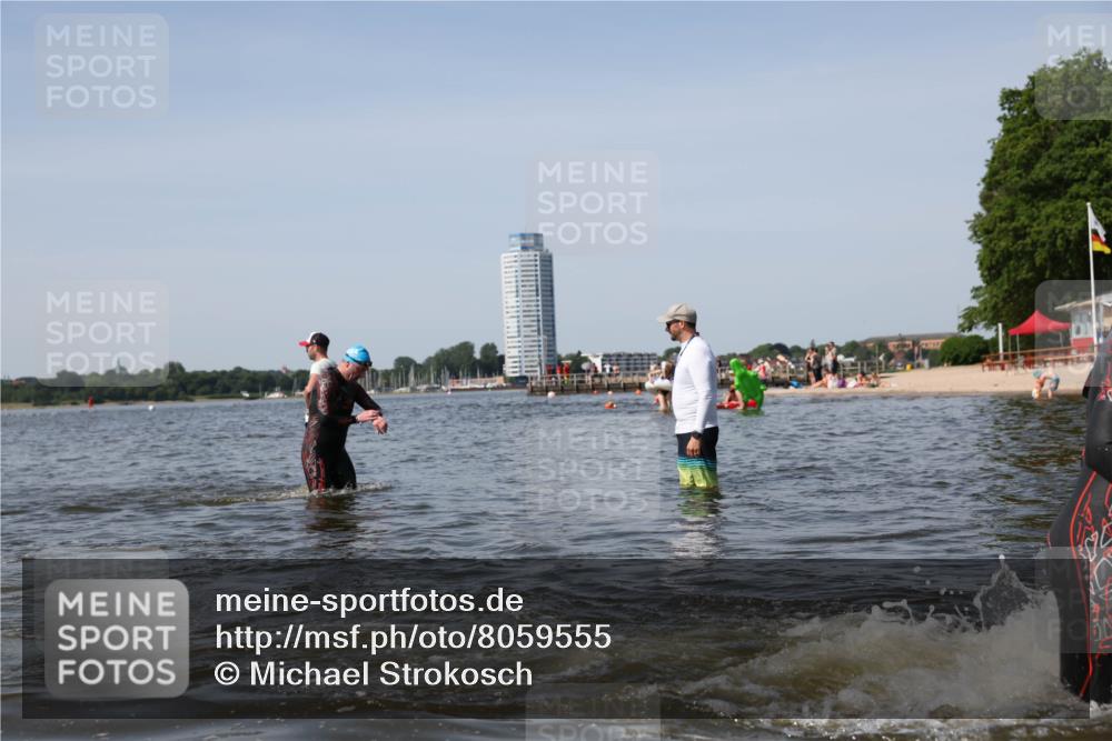22.06.2025 - Viking Triathlon Michael Strokosch http://msf.ph/oto/8059555 22.06.2025 10:41:55 Schwimmen 58, 142, 159, 199, 221, 625 meine-sportfotos.de
