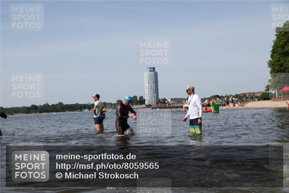 22.06.2025 - Viking Triathlon Michael Strokosch http://msf.ph/oto/8059565 22.06.2025 10:41:56 Schwimmen 58, 159, 199, 221, 625 meine-sportfotos.de
