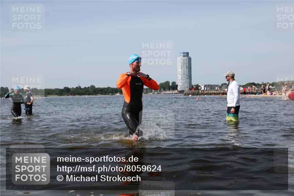 22.06.2025 - Viking Triathlon Michael Strokosch http://msf.ph/oto/8059624 22.06.2025 10:42:06 Schwimmen 78, 159, 199, 290, 460 meine-sportfotos.de
