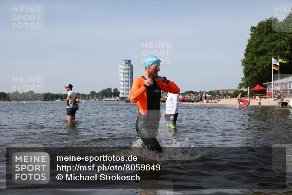 22.06.2025 - Viking Triathlon Michael Strokosch http://msf.ph/oto/8059649 22.06.2025 10:42:08 Schwimmen 78, 159, 199, 281, 290, 460 meine-sportfotos.de
