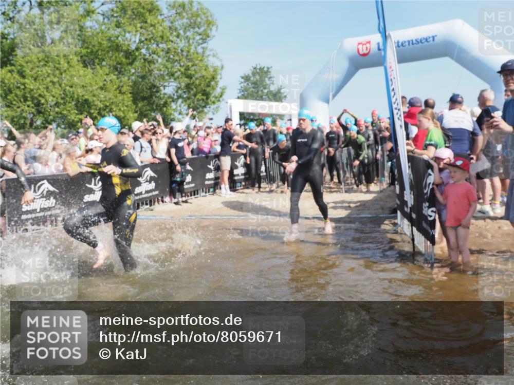 22.06.2025 - Viking Triathlon KatJ http://msf.ph/oto/8059671 22.06.2025 10:00:27 Schwimmen 1, 6, 10, 13, 14, 15, 28, 30, 46, 49, 52, 81, 152, 175, 176, 198, 230, 286, 288, 367, 374, 420, 455, 473, 534, 557, 610, 611, 617, 661 meine-sportfotos.de