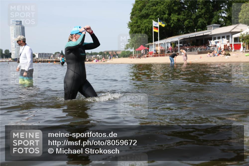 22.06.2025 - Viking Triathlon Michael Strokosch http://msf.ph/oto/8059672 22.06.2025 10:53:06 Schwimmen 160, 165, 319, 470, 640 meine-sportfotos.de