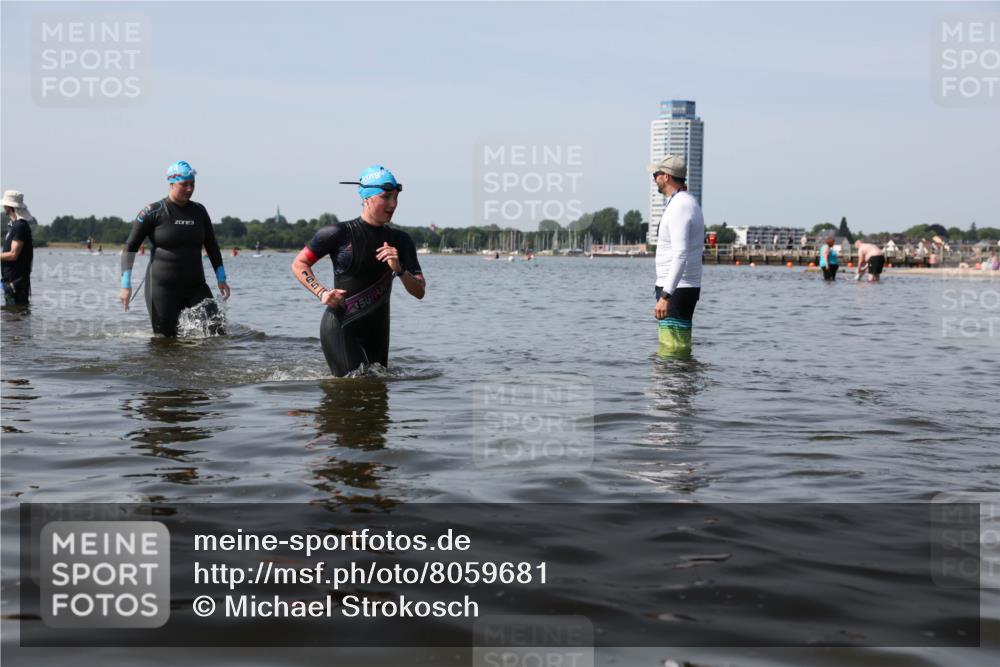 22.06.2025 - Viking Triathlon Michael Strokosch http://msf.ph/oto/8059681 22.06.2025 10:53:11 Schwimmen 165, 319, 470, 640 meine-sportfotos.de