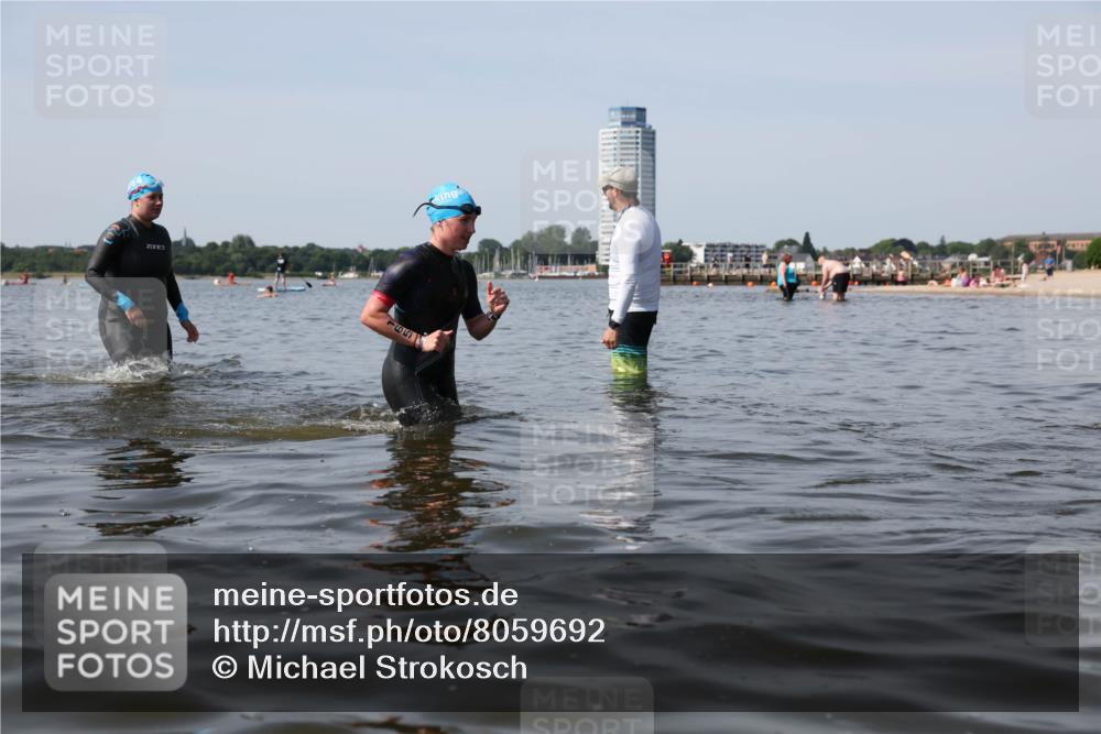 22.06.2025 - Viking Triathlon Michael Strokosch http://msf.ph/oto/8059692 22.06.2025 10:53:11 Schwimmen 165, 319, 470, 640 meine-sportfotos.de