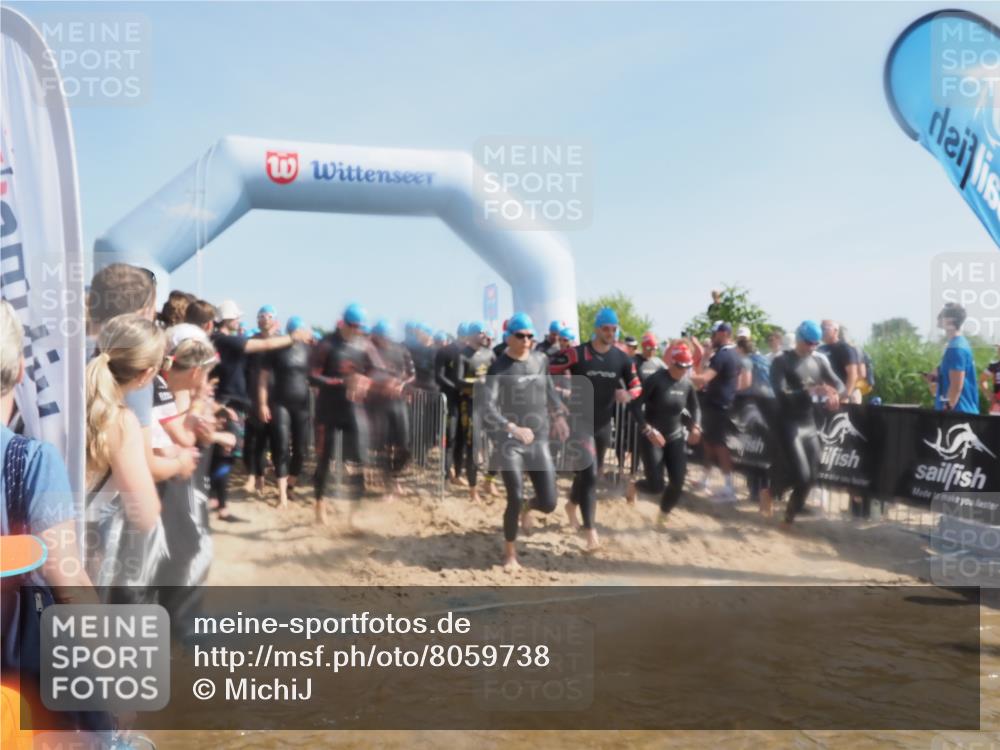 22.06.2025 - Viking Triathlon MichiJ http://msf.ph/oto/8059738 22.06.2025 10:05:01 Schwimmen 197, 232, 254, 295, 362, 386, 394, 407, 416, 423, 500, 509, 527, 605, 620 meine-sportfotos.de