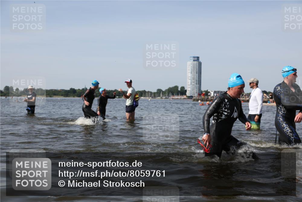 22.06.2025 - Viking Triathlon Michael Strokosch http://msf.ph/oto/8059761 22.06.2025 10:42:22 Schwimmen 16, 65, 192, 281, 290, 318, 326, 460, 465 meine-sportfotos.de