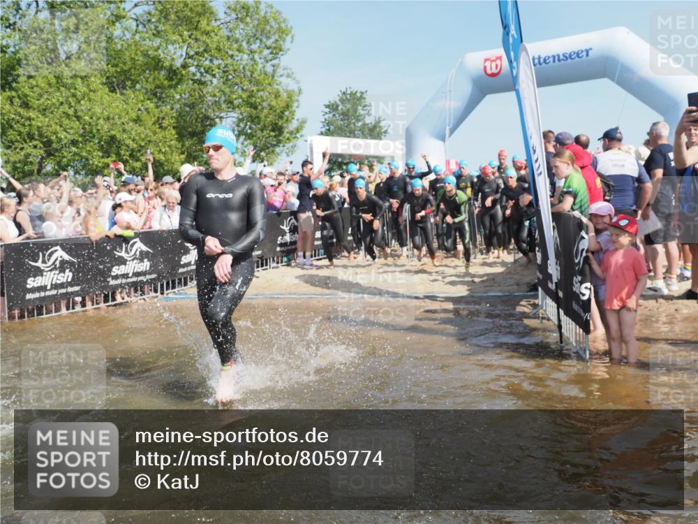22.06.2025 - Viking Triathlon KatJ http://msf.ph/oto/8059774 22.06.2025 10:00:28 Schwimmen 1, 6, 13, 14, 15, 28, 30, 46, 52, 81, 152, 175, 176, 198, 230, 286, 288, 367, 374, 401, 455, 473, 534, 557, 610, 611, 617, 623, 661 meine-sportfotos.de