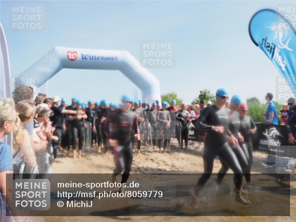 22.06.2025 - Viking Triathlon MichiJ http://msf.ph/oto/8059779 22.06.2025 10:05:02 Schwimmen 197, 232, 254, 295, 362, 386, 394, 407, 416, 423, 500, 509, 527, 605, 620 meine-sportfotos.de