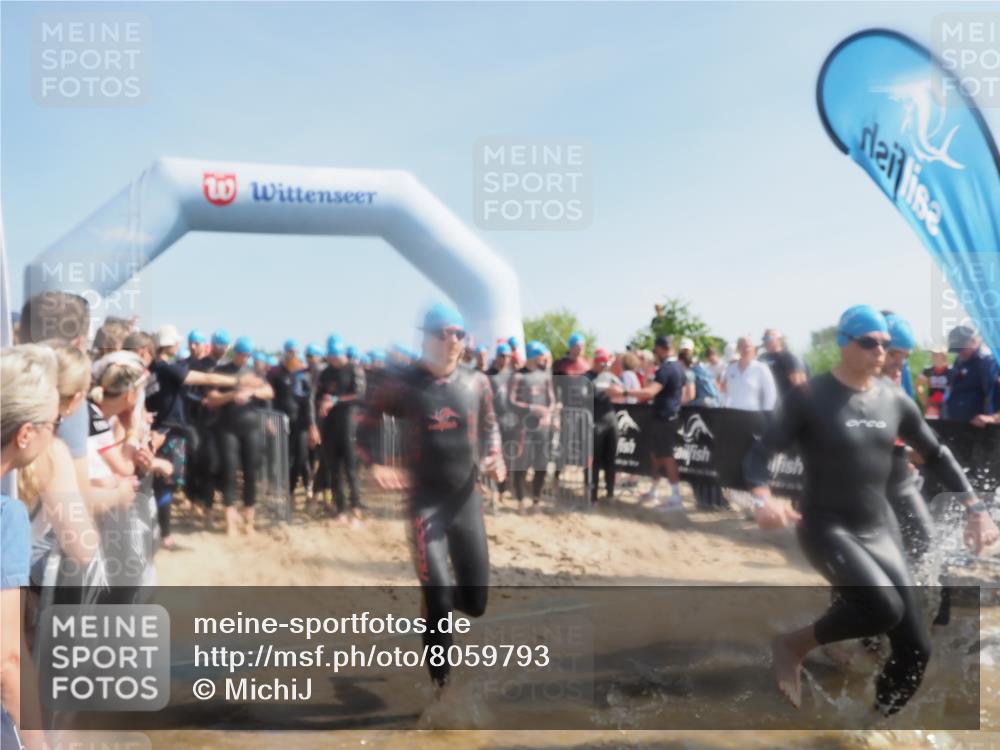 22.06.2025 - Viking Triathlon MichiJ http://msf.ph/oto/8059793 22.06.2025 10:05:02 Schwimmen 197, 232, 254, 295, 362, 386, 394, 407, 416, 423, 500, 509, 527, 605, 620 meine-sportfotos.de