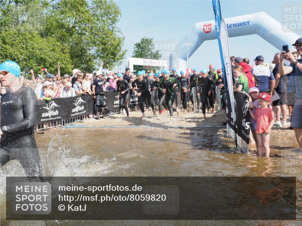22.06.2025 - Viking Triathlon KatJ http://msf.ph/oto/8059820 22.06.2025 10:00:28 Schwimmen 1, 6, 13, 14, 15, 28, 30, 46, 52, 81, 152, 175, 176, 198, 230, 286, 288, 367, 374, 401, 455, 473, 534, 557, 610, 611, 617, 623, 661 meine-sportfotos.de