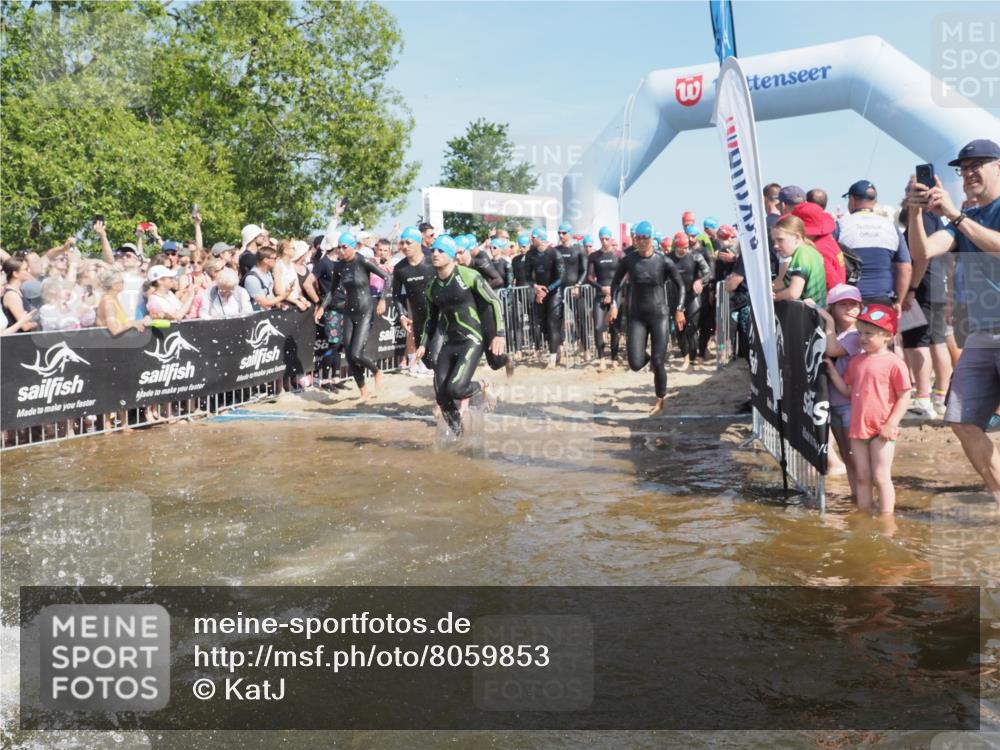 22.06.2025 - Viking Triathlon KatJ http://msf.ph/oto/8059853 22.06.2025 10:00:29 Schwimmen 1, 6, 13, 14, 15, 28, 30, 45, 46, 52, 81, 152, 175, 176, 196, 198, 230, 286, 288, 367, 374, 401, 455, 473, 534, 557, 610, 617, 623, 651, 661 meine-sportfotos.de