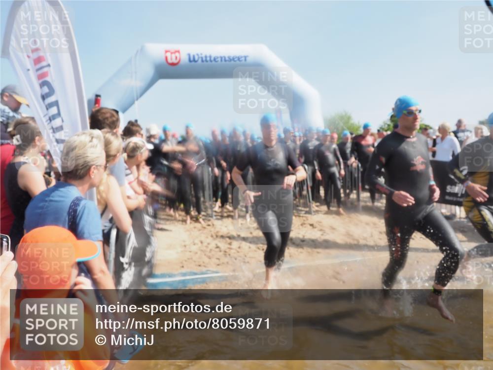 22.06.2025 - Viking Triathlon MichiJ http://msf.ph/oto/8059871 22.06.2025 10:05:07 Schwimmen 94, 197, 232, 291, 362, 386, 388, 395, 407, 416, 423, 500, 605, 620, 627 meine-sportfotos.de