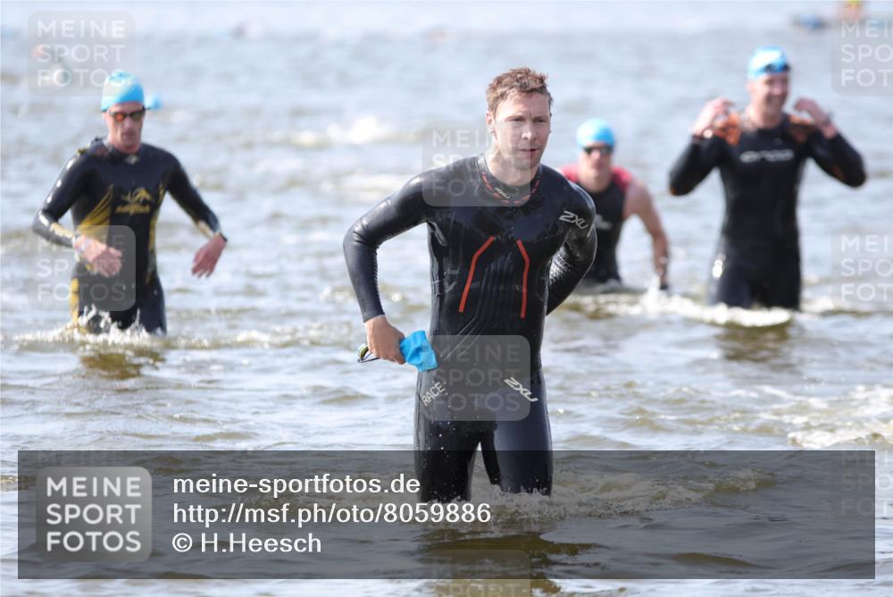22.06.2025 - Viking Triathlon H.Heesch http://msf.ph/oto/8059886 22.06.2025 10:34:15 Schwimmen 46, 70, 294, 297, 306, 366, 429, 430, 486, 520, 527, 618, 635 meine-sportfotos.de