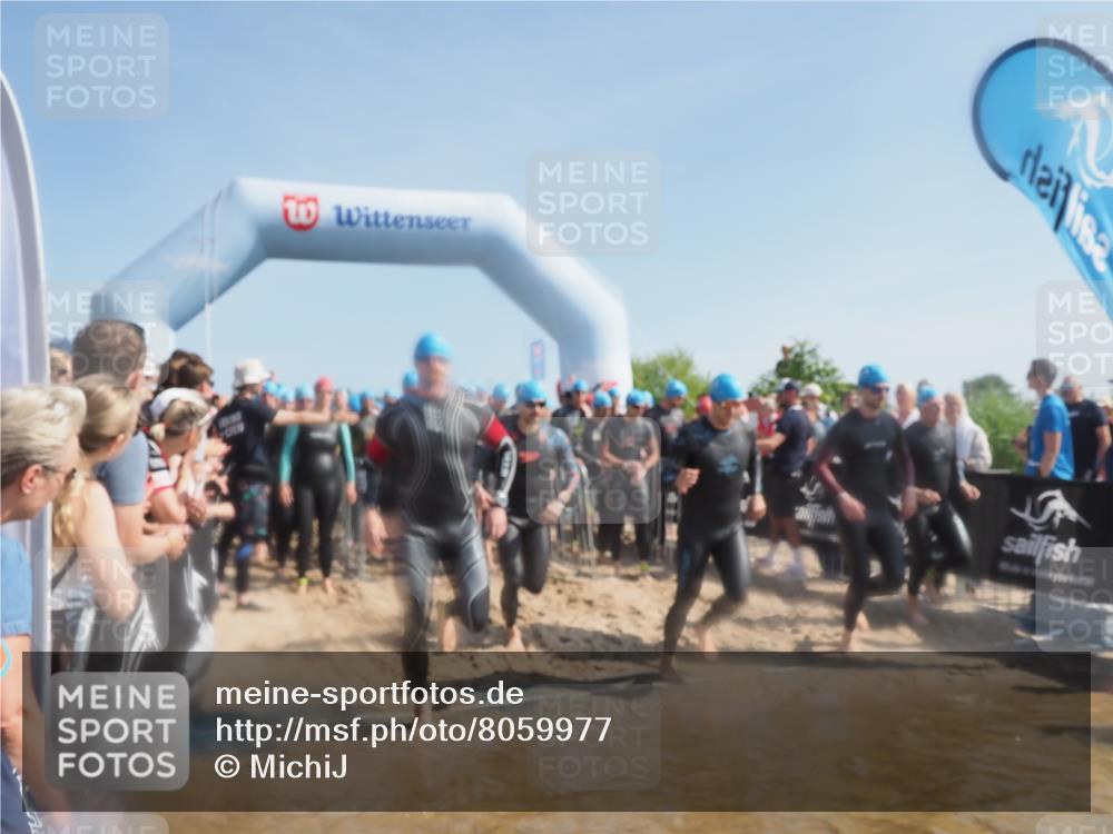 22.06.2025 - Viking Triathlon MichiJ http://msf.ph/oto/8059977 22.06.2025 10:05:17 Schwimmen 57, 59, 61, 94, 138, 171, 172, 291, 346, 388, 389, 395, 418, 536, 627 meine-sportfotos.de