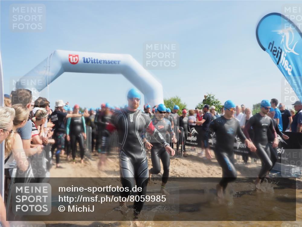 22.06.2025 - Viking Triathlon MichiJ http://msf.ph/oto/8059985 22.06.2025 10:05:17 Schwimmen 57, 59, 61, 94, 138, 171, 172, 291, 346, 388, 389, 395, 418, 536, 627 meine-sportfotos.de