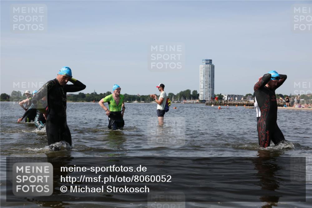 22.06.2025 - Viking Triathlon Michael Strokosch http://msf.ph/oto/8060052 22.06.2025 10:42:57 Schwimmen 66, 128, 133, 186, 282, 309, 358, 369, 441, 450, 624 meine-sportfotos.de