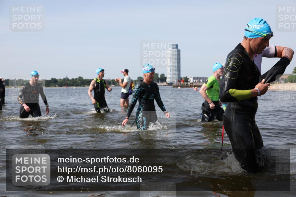 22.06.2025 - Viking Triathlon Michael Strokosch http://msf.ph/oto/8060095 22.06.2025 10:43:00 Schwimmen 66, 128, 133, 186, 282, 309, 328, 358, 450, 489 meine-sportfotos.de