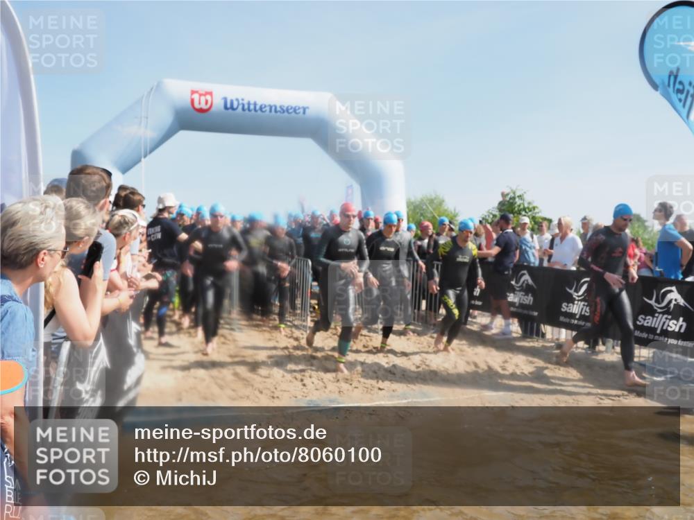 22.06.2025 - Viking Triathlon MichiJ http://msf.ph/oto/8060100 22.06.2025 10:05:26 Schwimmen 57, 59, 61, 138, 150, 167, 181, 228, 314, 437, 536, 538, 601, 654, 655 meine-sportfotos.de