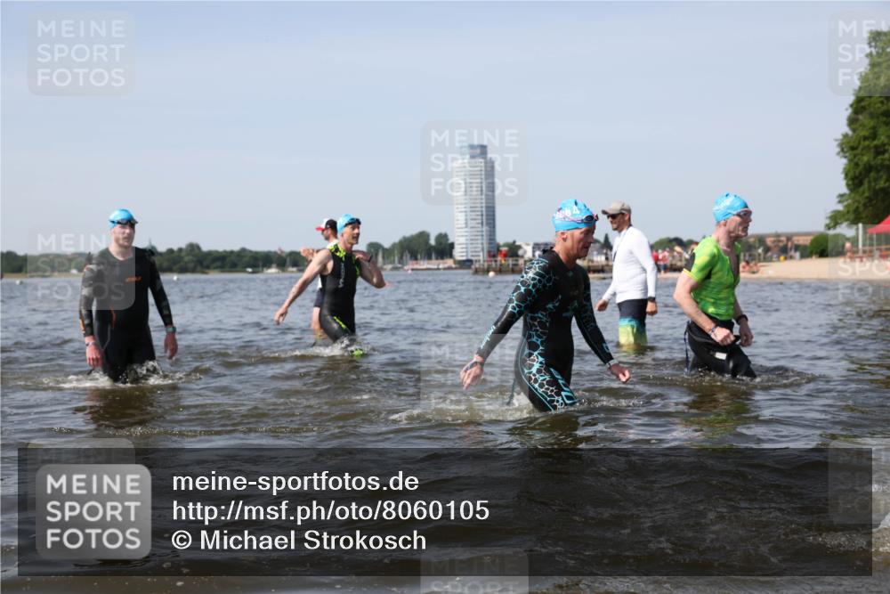 22.06.2025 - Viking Triathlon Michael Strokosch http://msf.ph/oto/8060105 22.06.2025 10:43:01 Schwimmen 66, 110, 128, 133, 167, 186, 282, 309, 328, 358, 450, 489 meine-sportfotos.de