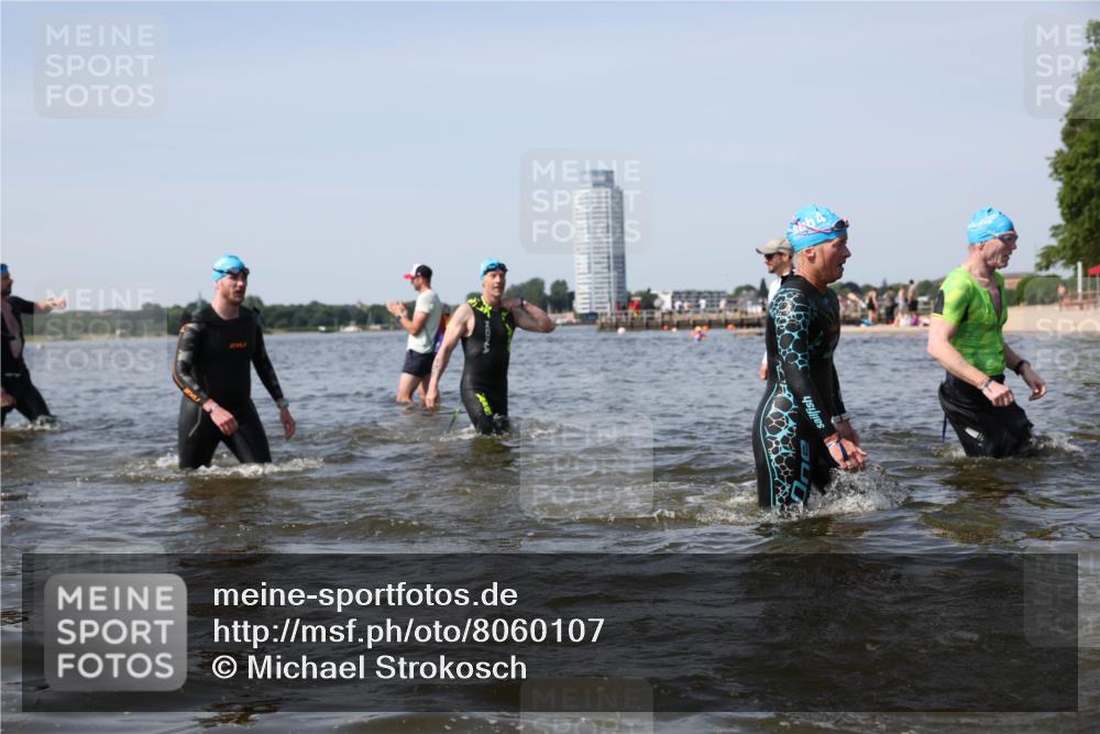 22.06.2025 - Viking Triathlon Michael Strokosch http://msf.ph/oto/8060107 22.06.2025 10:43:01 Schwimmen 66, 110, 128, 133, 167, 186, 282, 309, 328, 358, 450, 489 meine-sportfotos.de