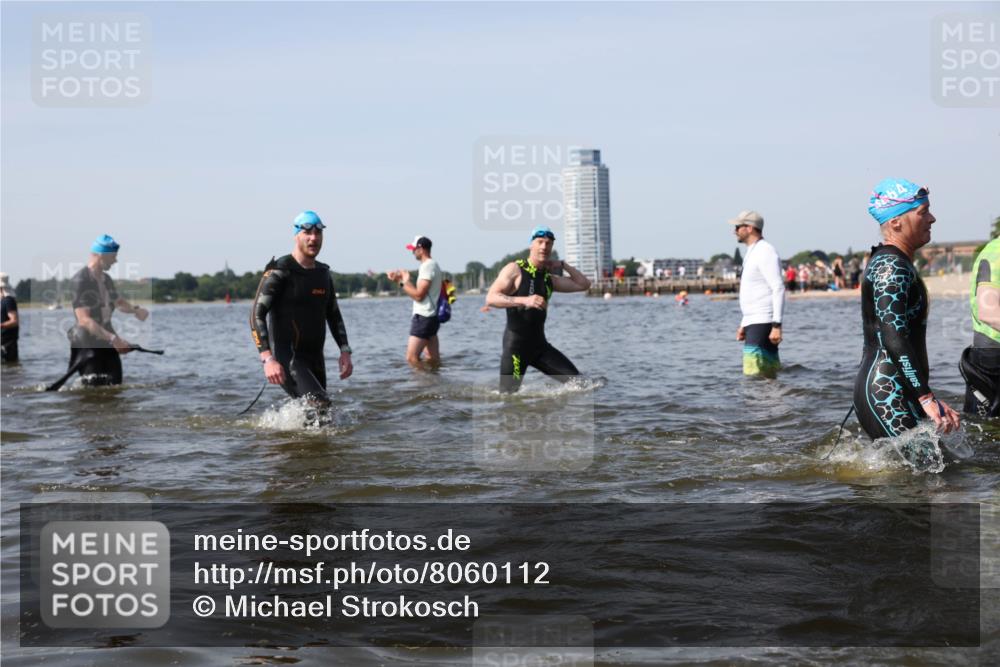 22.06.2025 - Viking Triathlon Michael Strokosch http://msf.ph/oto/8060112 22.06.2025 10:43:02 Schwimmen 66, 110, 128, 133, 167, 186, 282, 309, 328, 358, 450, 489 meine-sportfotos.de