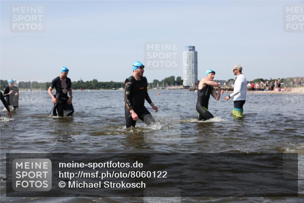 22.06.2025 - Viking Triathlon Michael Strokosch http://msf.ph/oto/8060122 22.06.2025 10:43:02 Schwimmen 66, 110, 128, 133, 167, 186, 282, 309, 328, 358, 450, 489 meine-sportfotos.de