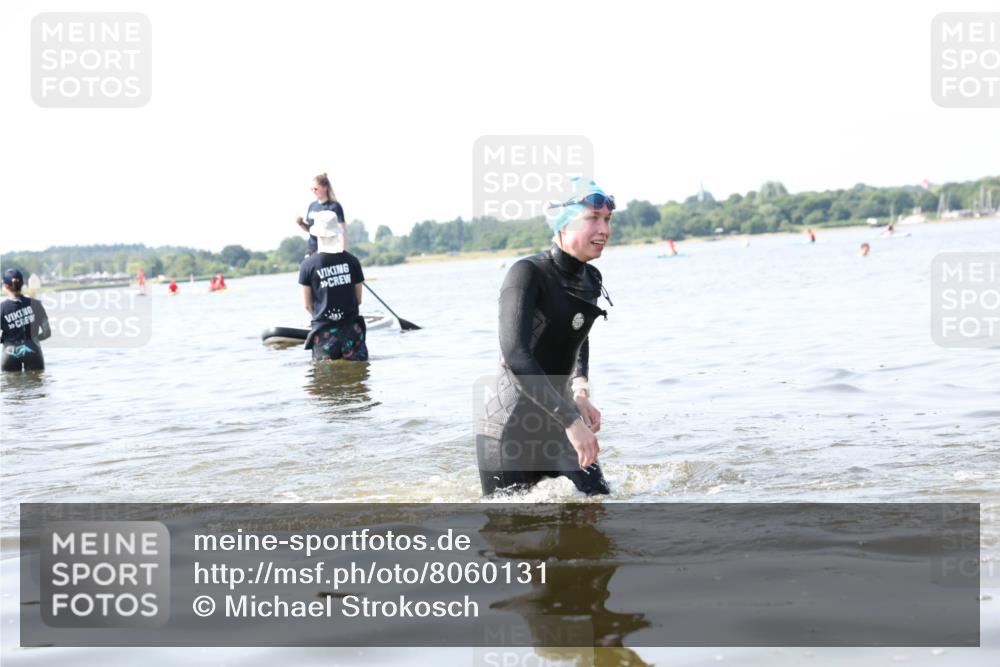 22.06.2025 - Viking Triathlon Michael Strokosch http://msf.ph/oto/8060131 22.06.2025 10:55:21 Schwimmen 246, 472 meine-sportfotos.de