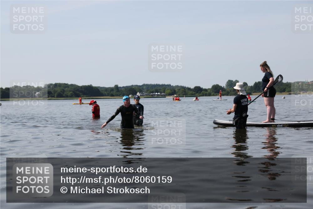 22.06.2025 - Viking Triathlon Michael Strokosch http://msf.ph/oto/8060159 22.06.2025 10:56:41 Schwimmen 363 meine-sportfotos.de
