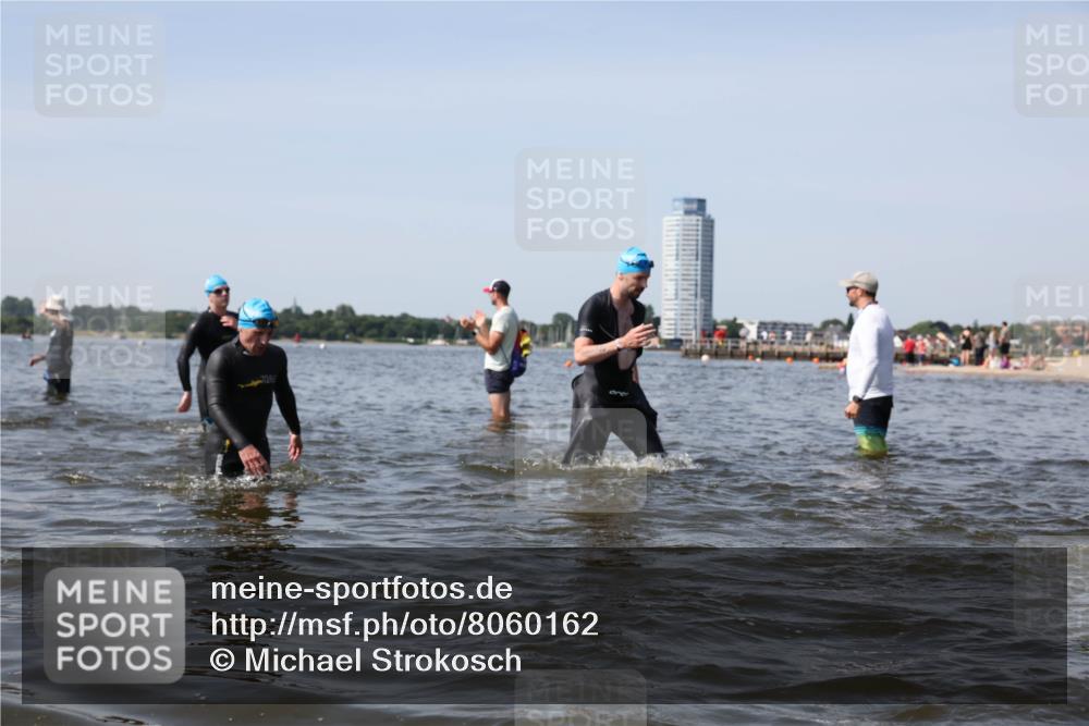 22.06.2025 - Viking Triathlon Michael Strokosch http://msf.ph/oto/8060162 22.06.2025 10:43:05 Schwimmen 31, 66, 109, 110, 128, 133, 167, 186, 309, 328, 358, 450, 489 meine-sportfotos.de