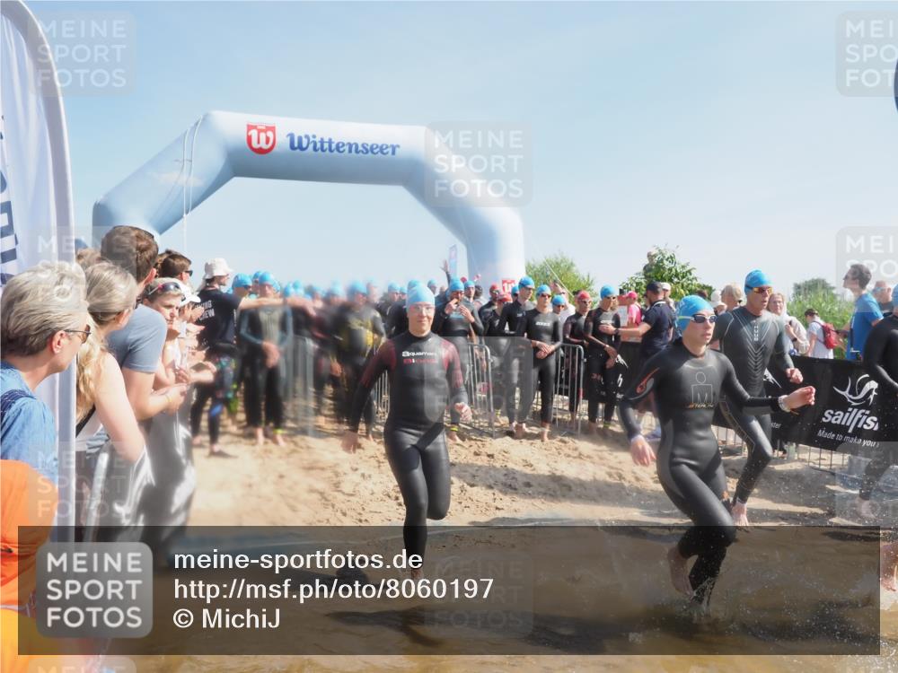 22.06.2025 - Viking Triathlon MichiJ http://msf.ph/oto/8060197 22.06.2025 10:05:32 Schwimmen 22, 150, 167, 181, 210, 228, 314, 437, 439, 462, 538, 601, 603, 654, 655 meine-sportfotos.de