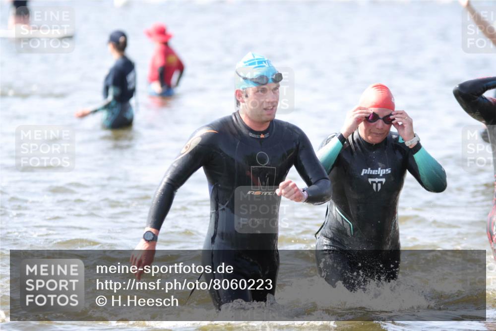 22.06.2025 - Viking Triathlon H.Heesch http://msf.ph/oto/8060223 22.06.2025 10:35:35 Schwimmen 20, 47, 62, 107, 127, 134, 154, 320, 395, 415, 482, 602 meine-sportfotos.de