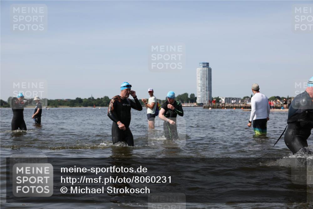 22.06.2025 - Viking Triathlon Michael Strokosch http://msf.ph/oto/8060231 22.06.2025 10:43:12 Schwimmen 31, 66, 109, 110, 115, 128, 167, 186, 309, 328, 358, 483, 489 meine-sportfotos.de