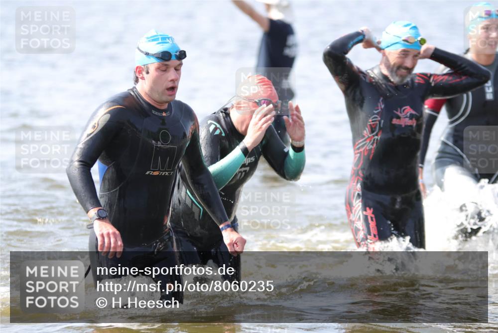22.06.2025 - Viking Triathlon H.Heesch http://msf.ph/oto/8060235 22.06.2025 10:35:36 Schwimmen 20, 47, 62, 107, 127, 134, 154, 320, 395, 415, 482, 602 meine-sportfotos.de