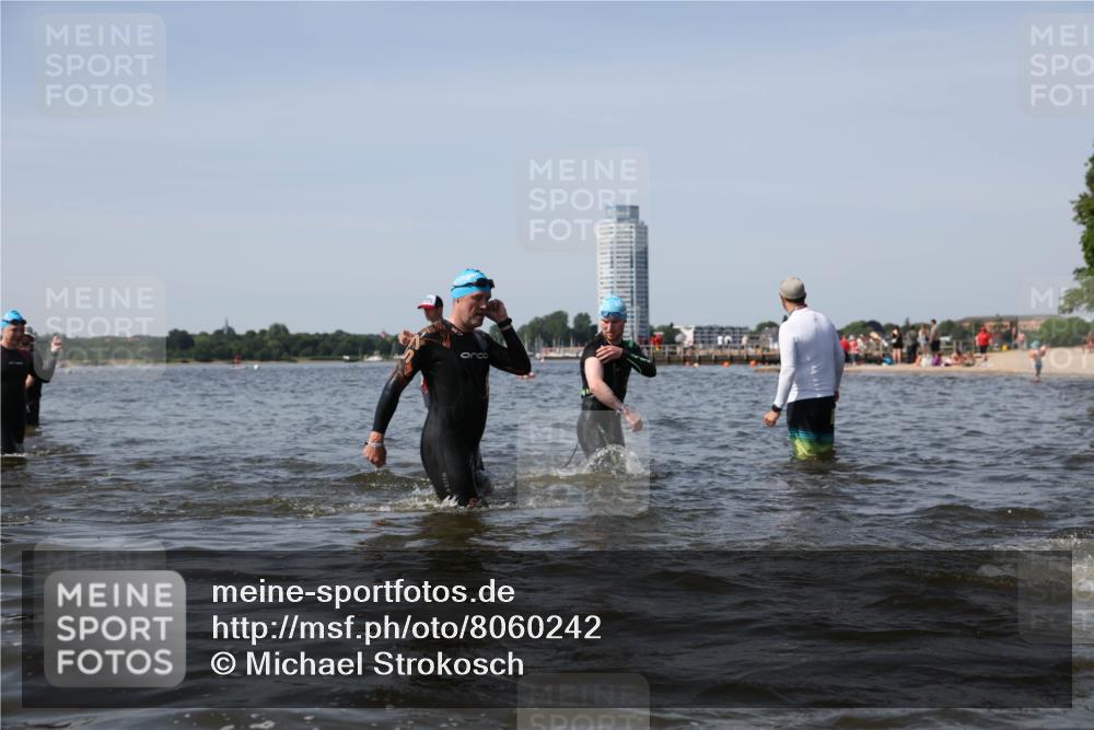 22.06.2025 - Viking Triathlon Michael Strokosch http://msf.ph/oto/8060242 22.06.2025 10:43:12 Schwimmen 31, 66, 109, 110, 115, 128, 167, 186, 309, 328, 358, 483, 489 meine-sportfotos.de