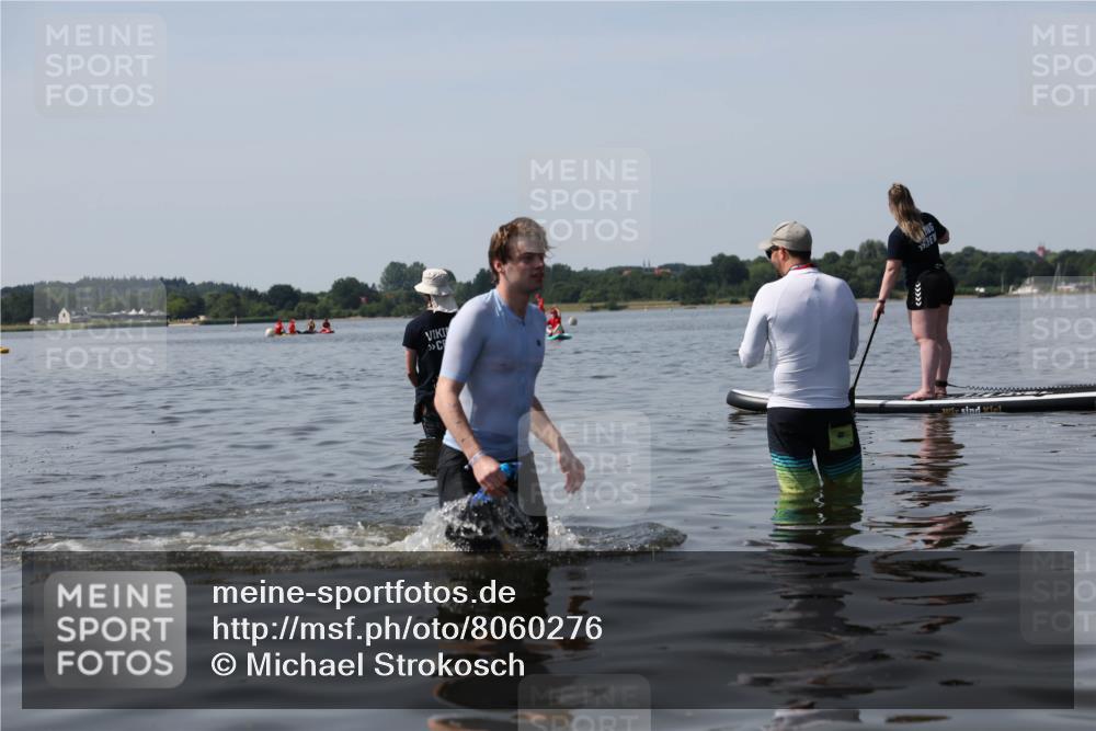 22.06.2025 - Viking Triathlon Michael Strokosch http://msf.ph/oto/8060276 22.06.2025 10:58:00 Schwimmen 357 meine-sportfotos.de
