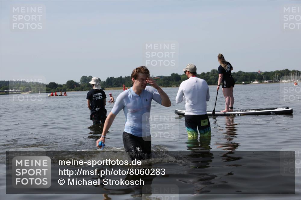 22.06.2025 - Viking Triathlon Michael Strokosch http://msf.ph/oto/8060283 22.06.2025 10:58:00 Schwimmen 357 meine-sportfotos.de
