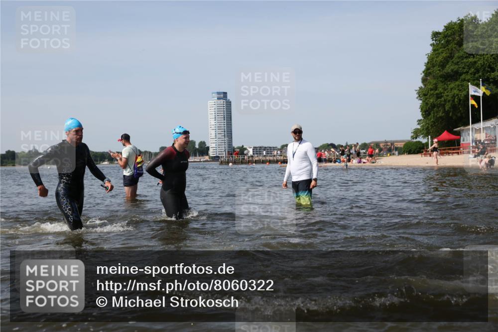 22.06.2025 - Viking Triathlon Michael Strokosch http://msf.ph/oto/8060322 22.06.2025 10:43:17 Schwimmen 31, 109, 110, 115, 167, 257, 328, 358, 483, 489 meine-sportfotos.de