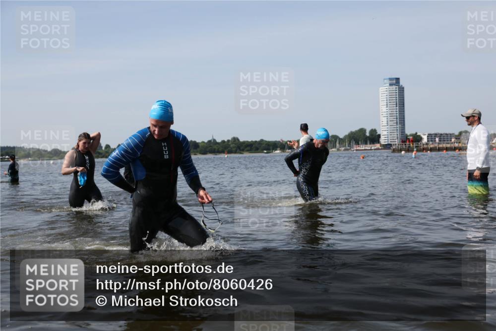 22.06.2025 - Viking Triathlon Michael Strokosch http://msf.ph/oto/8060426 22.06.2025 10:43:39 Schwimmen 410, 480, 501, 531, 620 meine-sportfotos.de