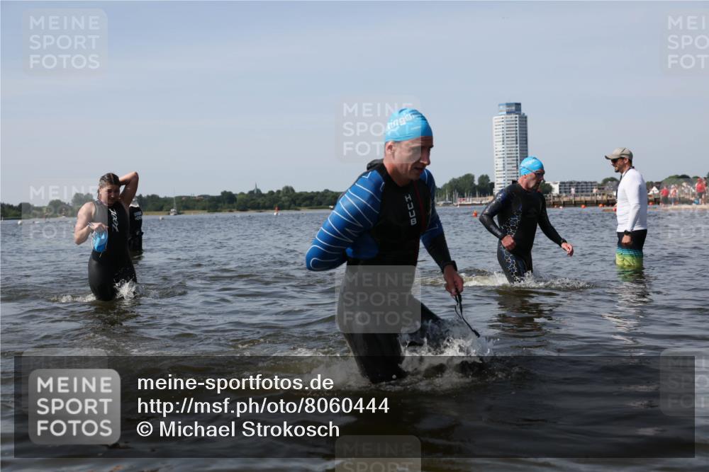 22.06.2025 - Viking Triathlon Michael Strokosch http://msf.ph/oto/8060444 22.06.2025 10:43:40 Schwimmen 410, 480, 501, 531, 620 meine-sportfotos.de