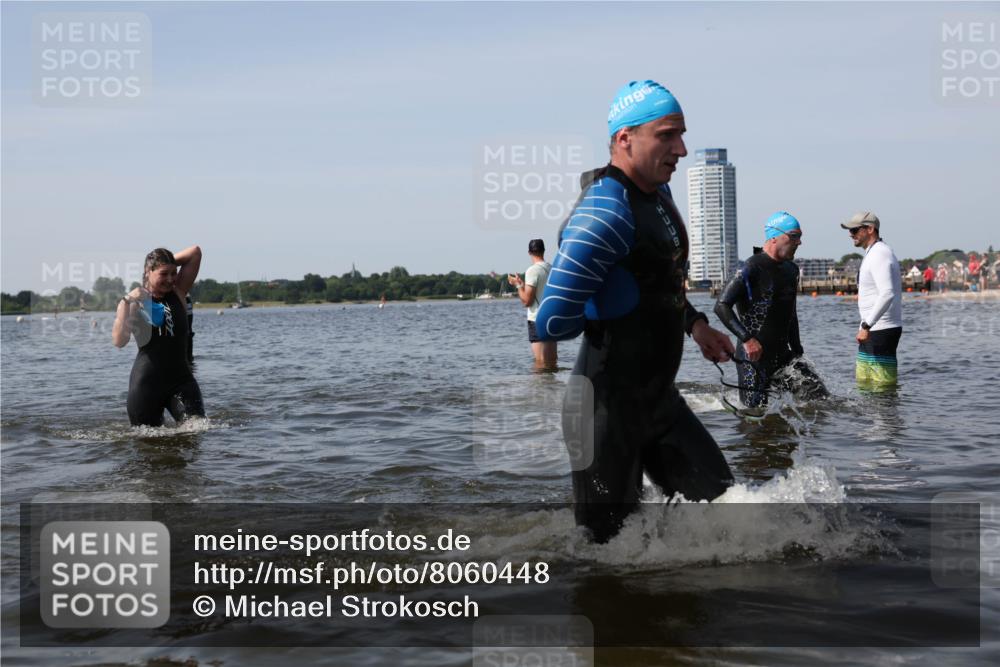 22.06.2025 - Viking Triathlon Michael Strokosch http://msf.ph/oto/8060448 22.06.2025 10:43:40 Schwimmen 410, 480, 501, 531, 620 meine-sportfotos.de