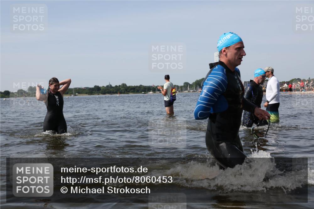 22.06.2025 - Viking Triathlon Michael Strokosch http://msf.ph/oto/8060453 22.06.2025 10:43:41 Schwimmen 410, 480, 531, 620 meine-sportfotos.de