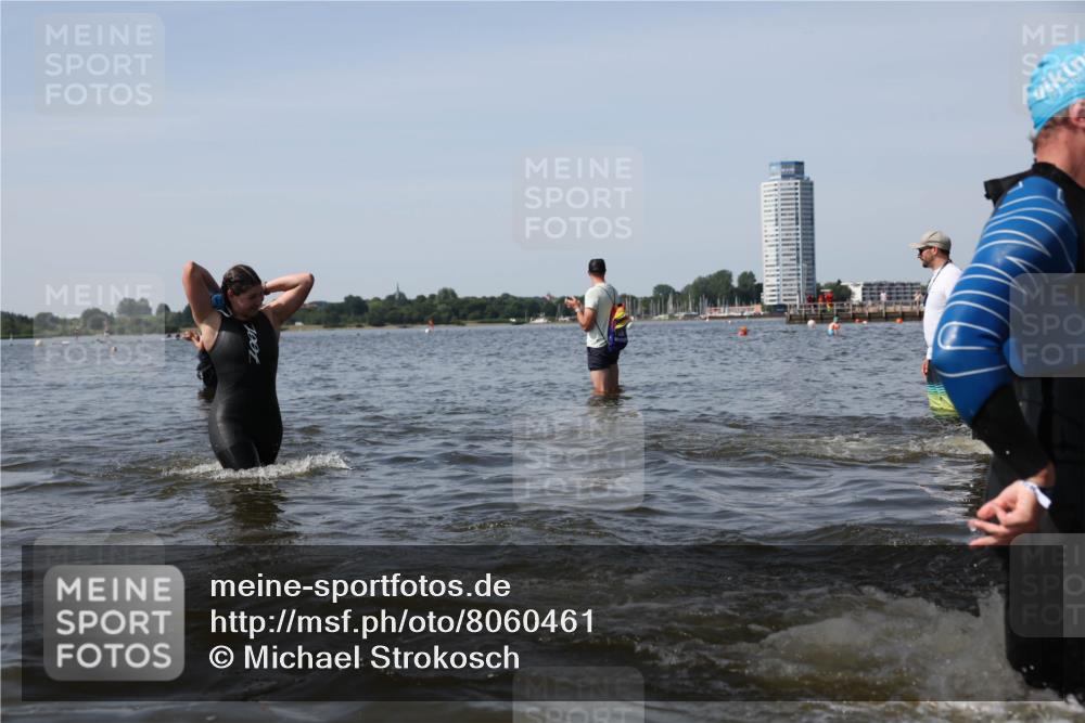 22.06.2025 - Viking Triathlon Michael Strokosch http://msf.ph/oto/8060461 22.06.2025 10:43:41 Schwimmen 410, 480, 531, 620 meine-sportfotos.de