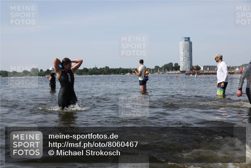 22.06.2025 - Viking Triathlon Michael Strokosch http://msf.ph/oto/8060467 22.06.2025 10:43:42 Schwimmen 410, 480, 531, 620 meine-sportfotos.de