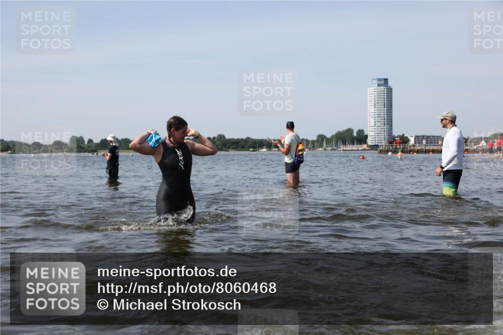 22.06.2025 - Viking Triathlon Michael Strokosch http://msf.ph/oto/8060468 22.06.2025 10:43:42 Schwimmen 410, 480, 531, 620 meine-sportfotos.de